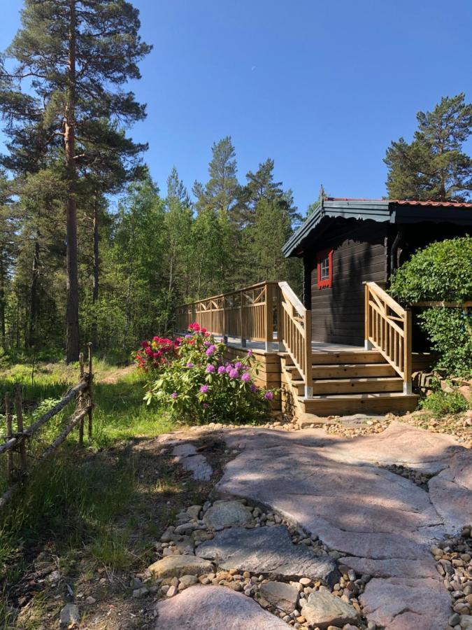 Timber With Jacuzzi And Sauna Near Vaenern Gasthof *