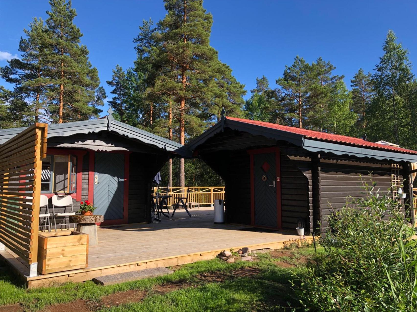 Timber With Jacuzzi And Sauna Near Vaenern Gasthof *